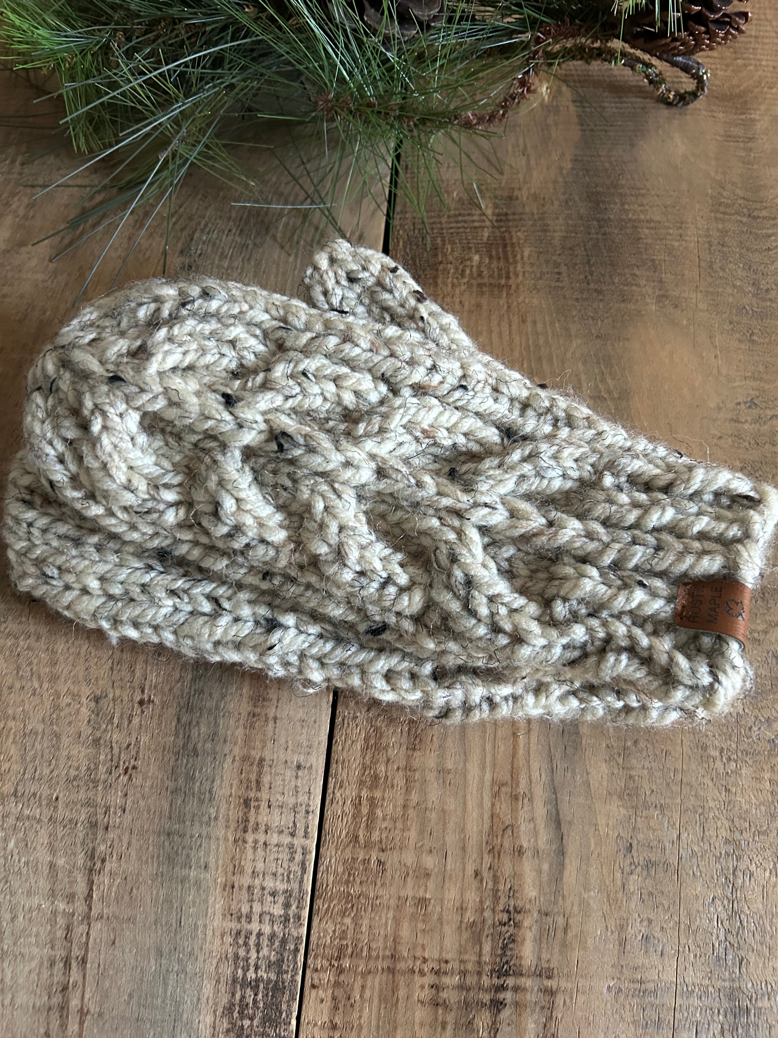 Wheatley Mittens Cable Oatmeal